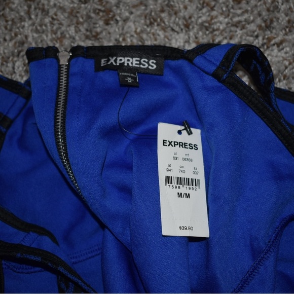 Express Lace Peplum Top size M - Picture 4 of 8